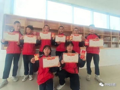 中纯公益 — 为乡村教育撑起希望,我们一直在路上 中纯公益 — 为乡村教育撑起希望,我们一直在路上